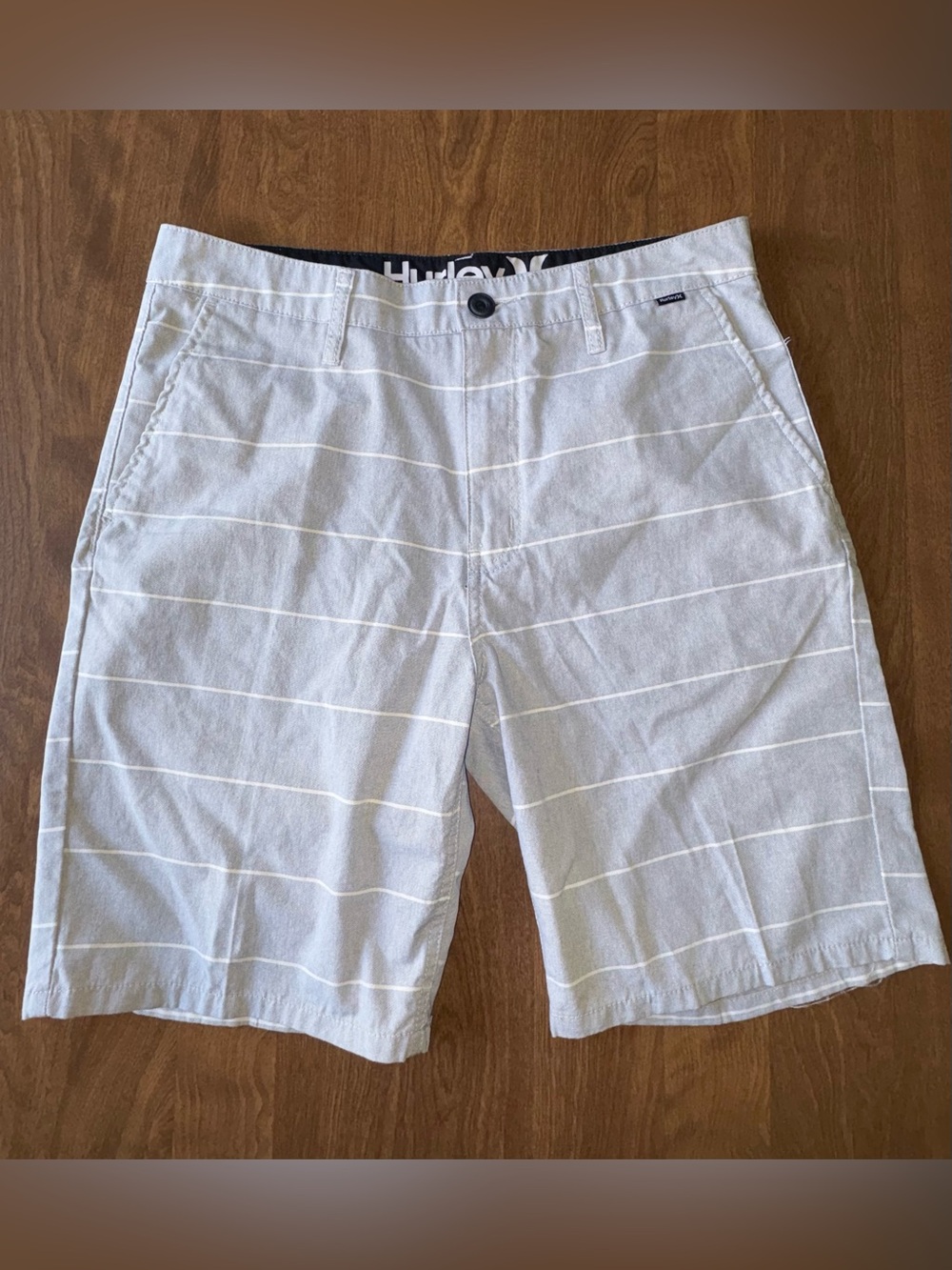 Hurley Men's Light Gray Striped Shorts